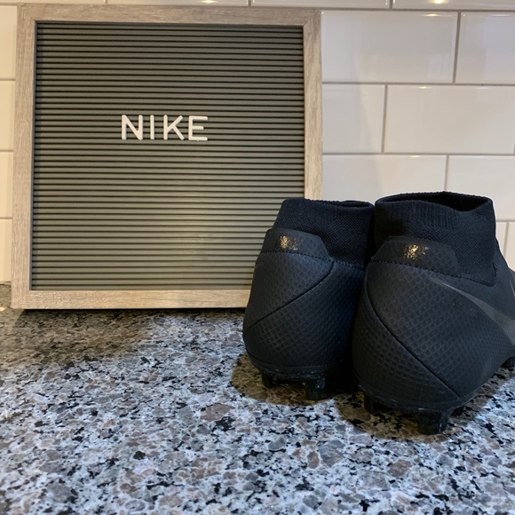 Nike Mens Phantom VSN Pro DF FG Soccer Cleats NEW - Picture 4 of 5